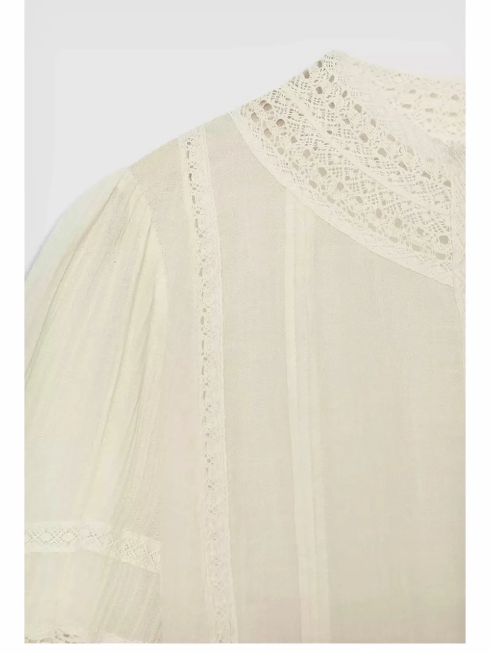 Zara delicate cream